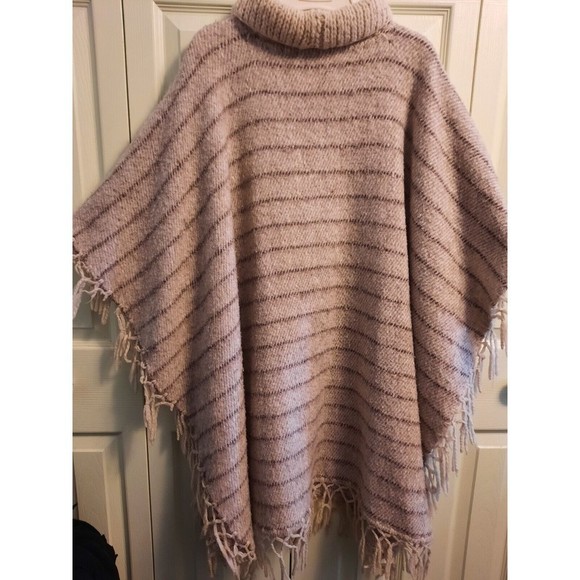 Vintage 1970’s Hand Loomed Guatemala Fringe Poncho Wool Stripe Women’s Size OS - Picture 8 of 8